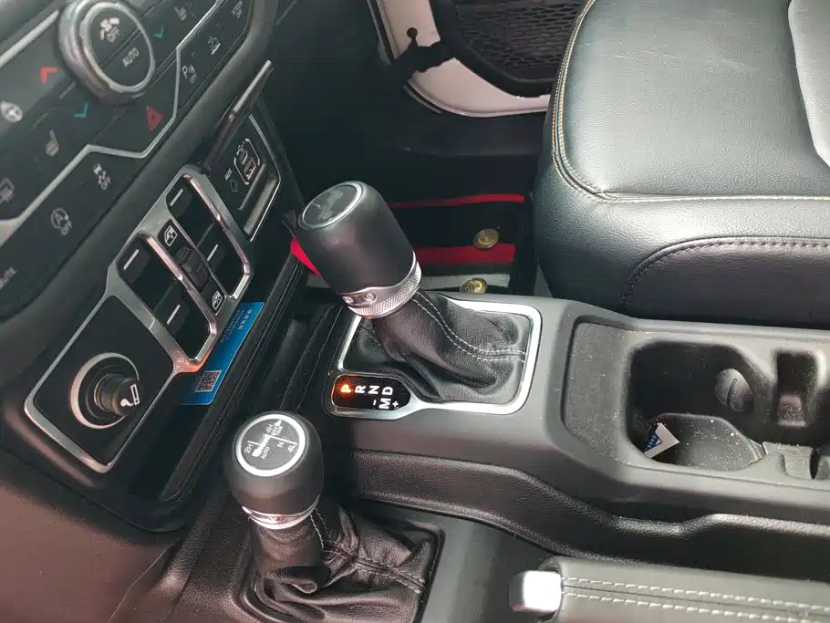 Jeep Wrangler — миниатюра 16