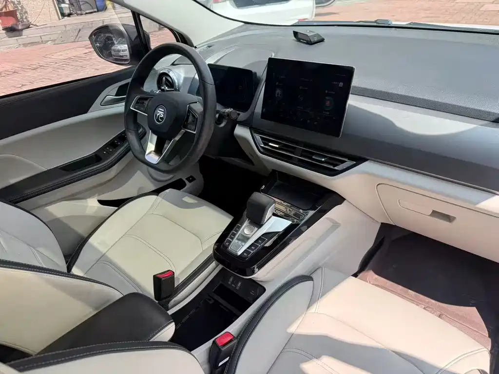 BYD Yuan Pro — миниатюра 5