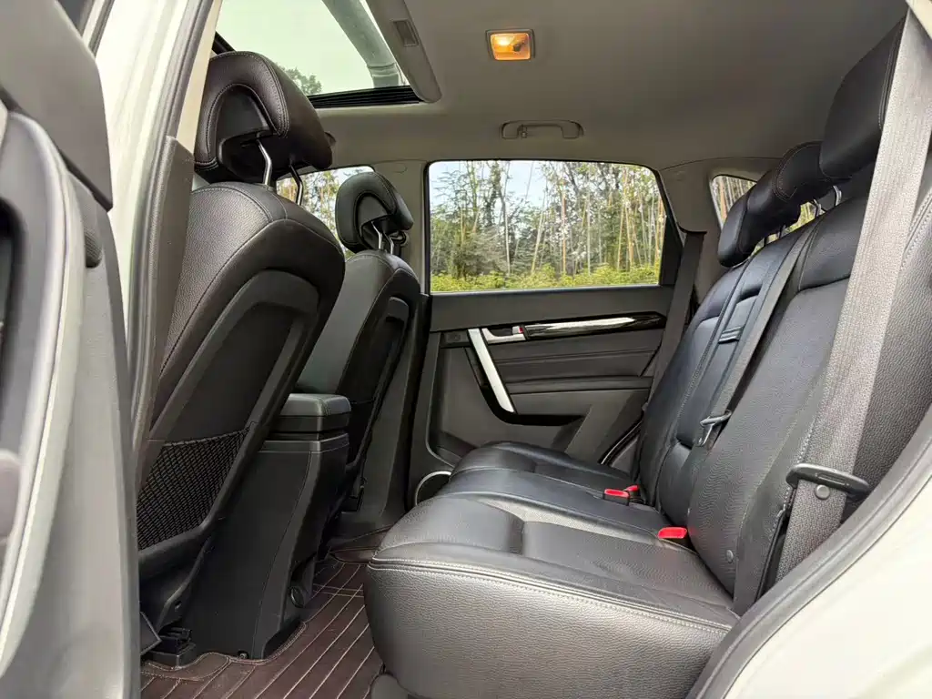 Chevrolet Captiva — миниатюра 7