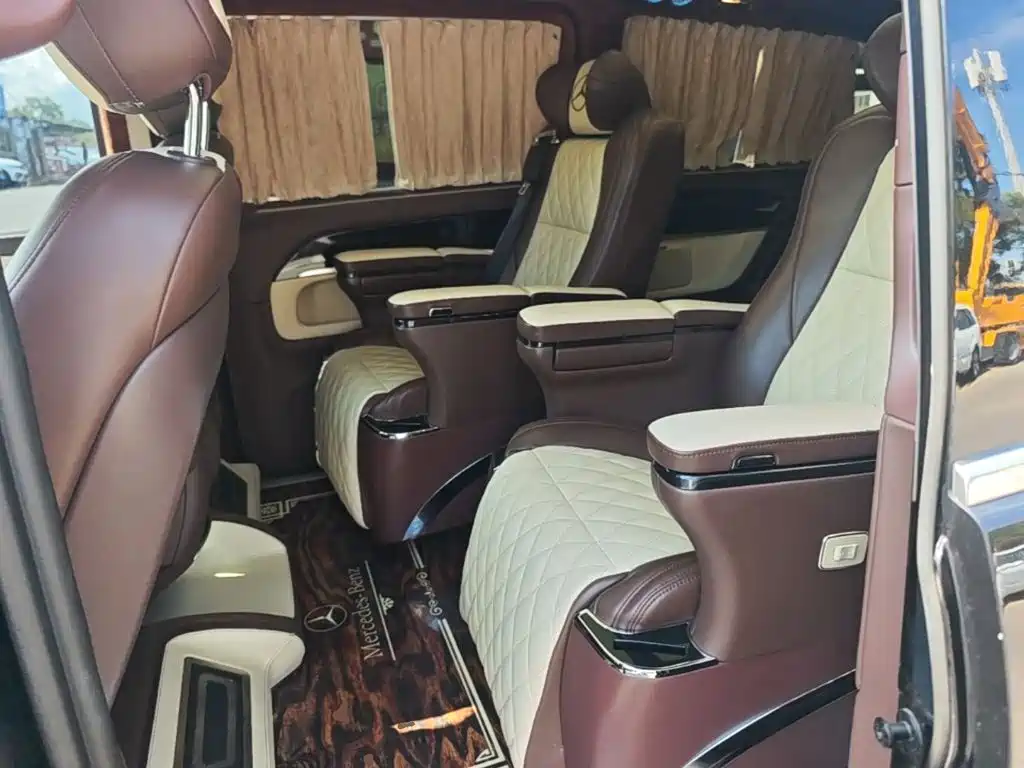 Mercedes-Benz V-Class — миниатюра 17