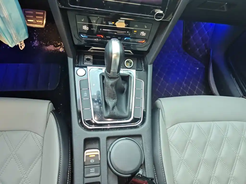 Volkswagen Magotan — миниатюра 14