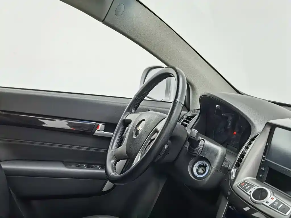 Chevrolet Captiva — миниатюра 22
