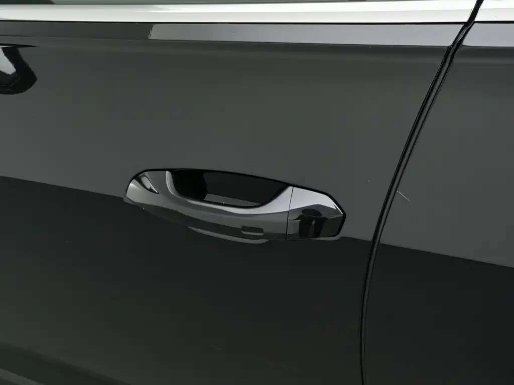 Audi A6L — миниатюра 18