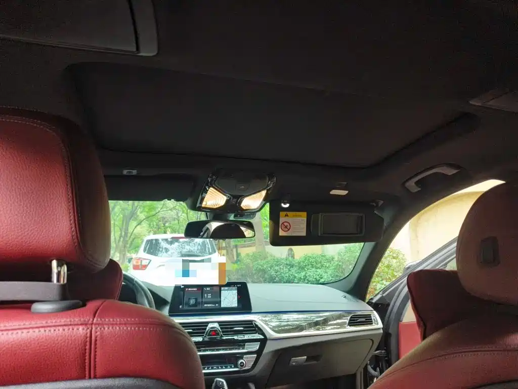 BMW 5 Series — миниатюра 19