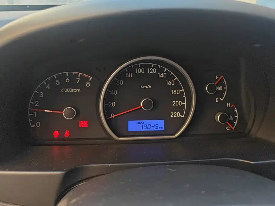 Hyundai Elantra — миниатюра 14