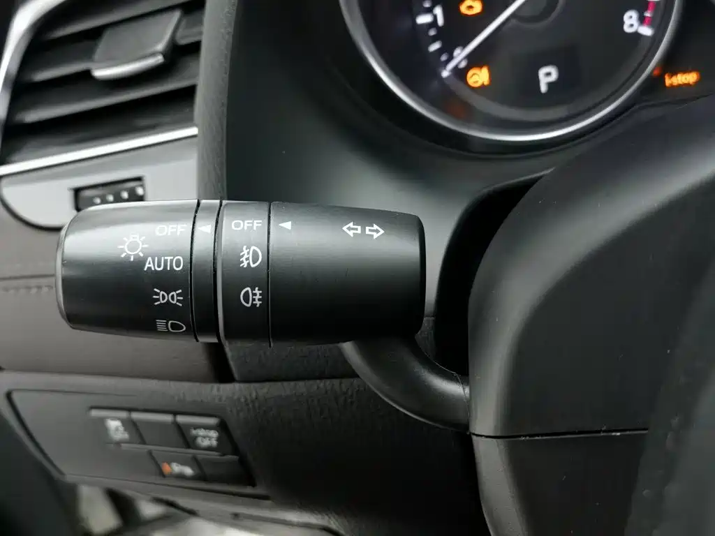 Mazda Atenza — миниатюра 21