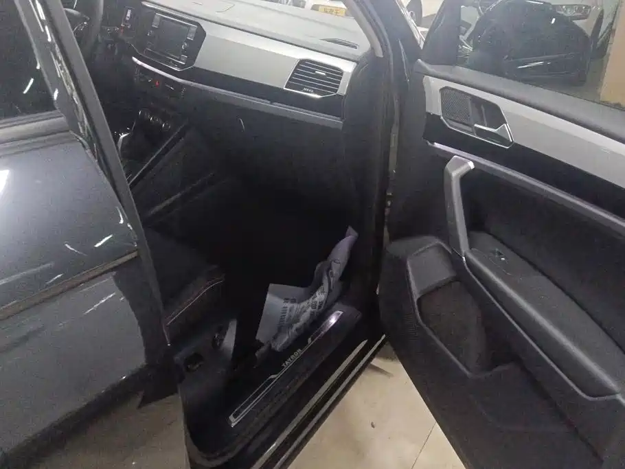 Volkswagen Tayron — миниатюра 8