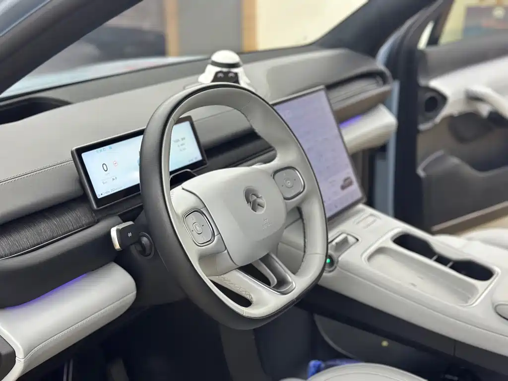 NIO ES6 — миниатюра 9