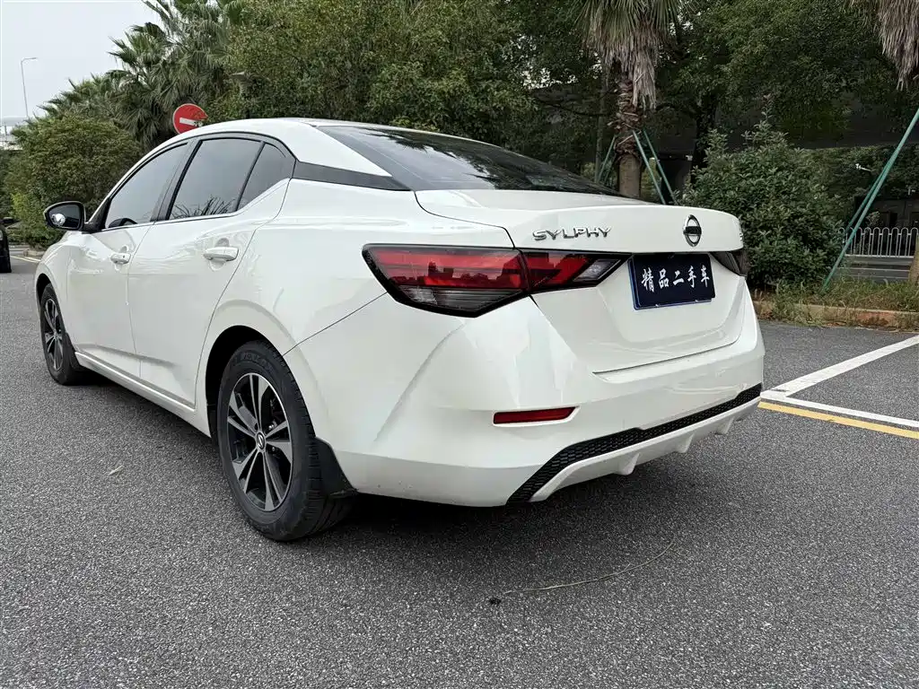 Nissan Sylphy — миниатюра 4