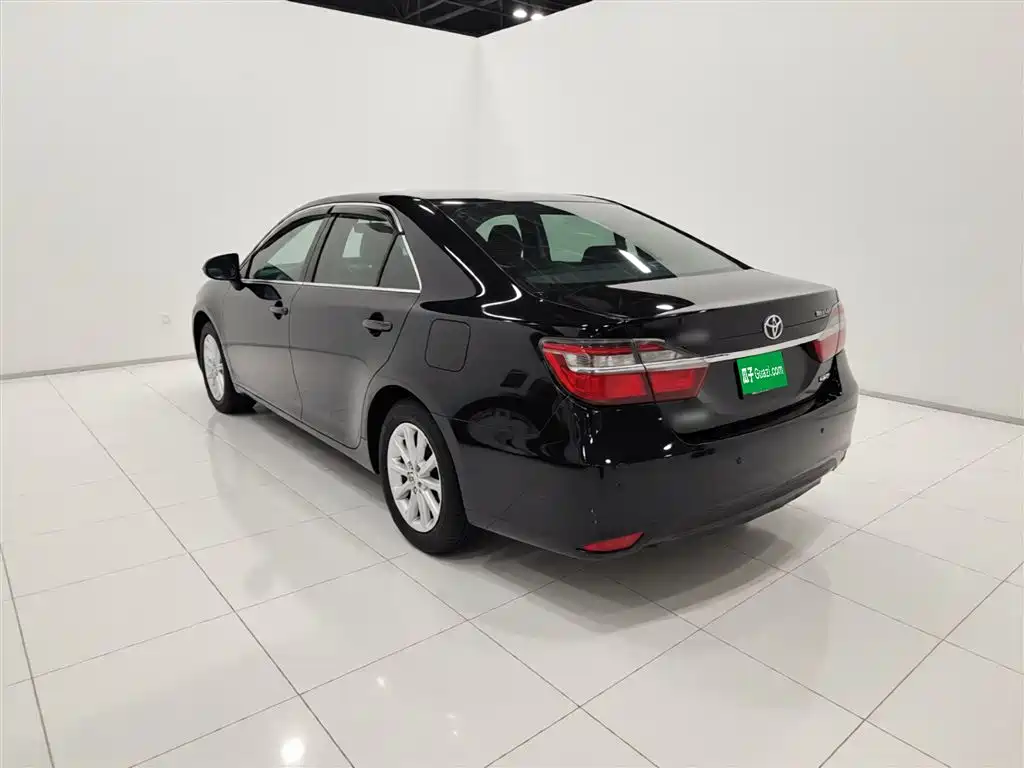 Toyota Camry 2015 2.0G Lead