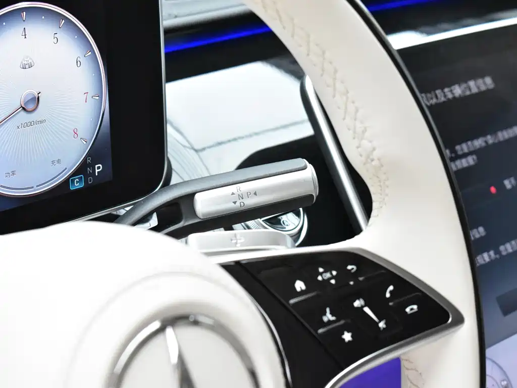 Mercedes-Benz S-Class — миниатюра 14