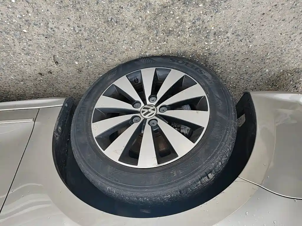 Volkswagen Sagitar — миниатюра 23