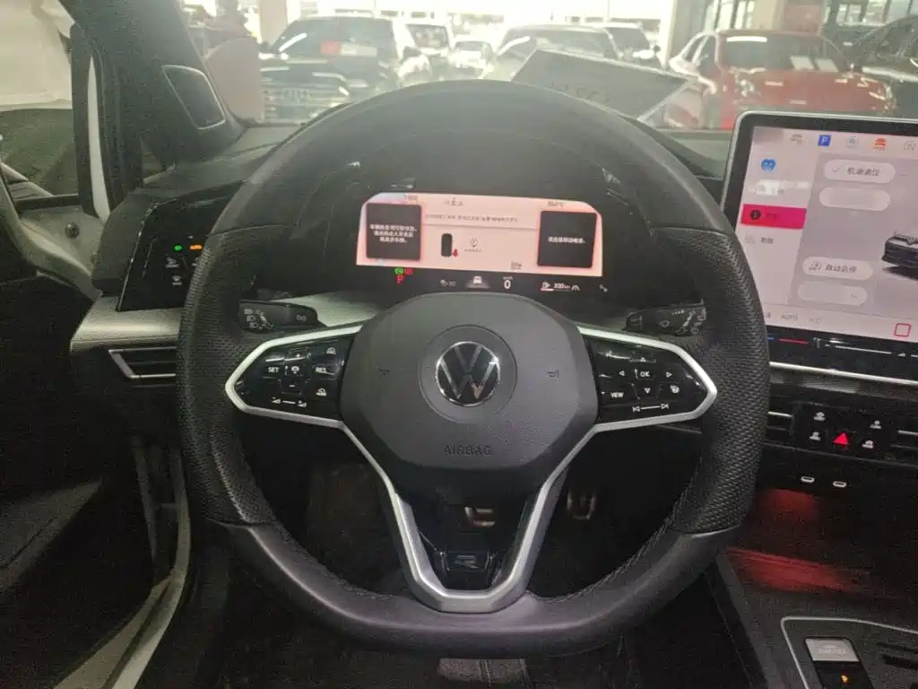 Volkswagen Golf — миниатюра 11