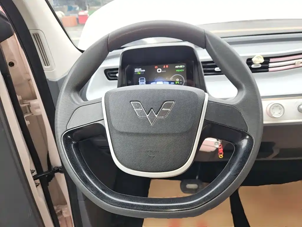 Wuling MINIEV — миниатюра 11