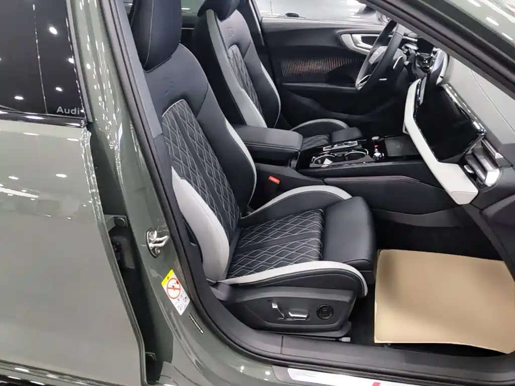 Audi Audi A5L — миниатюра 25