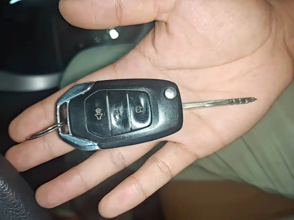 Maxus T70 — миниатюра 9