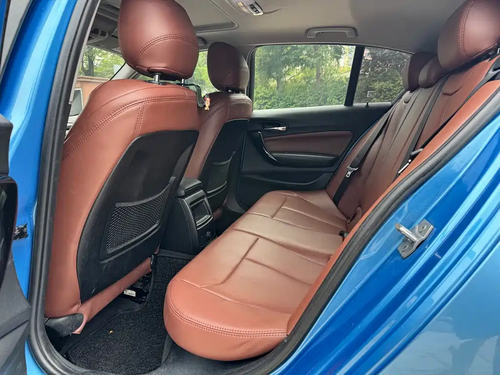 BMW 1 Series (Import) — миниатюра 8