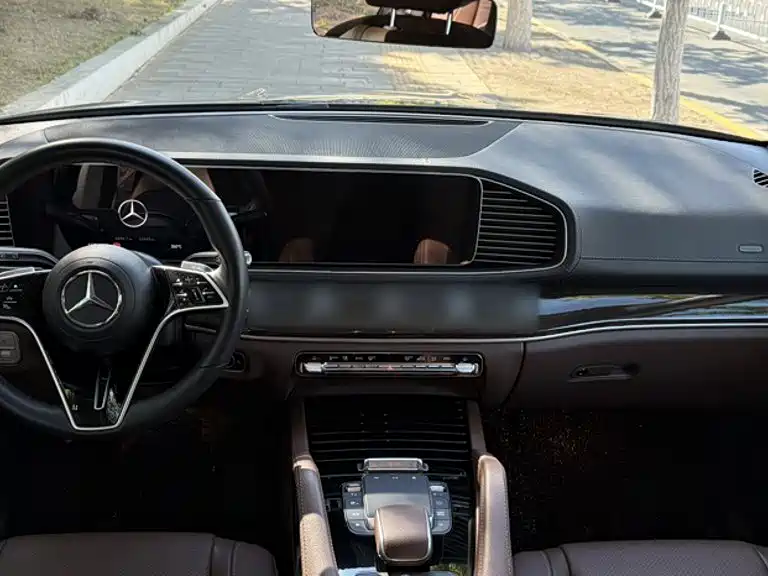 Mercedes-Benz GLE (Import) — миниатюра 13