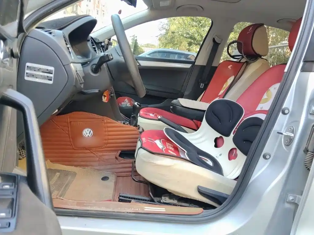 Volkswagen Jetta — миниатюра 16