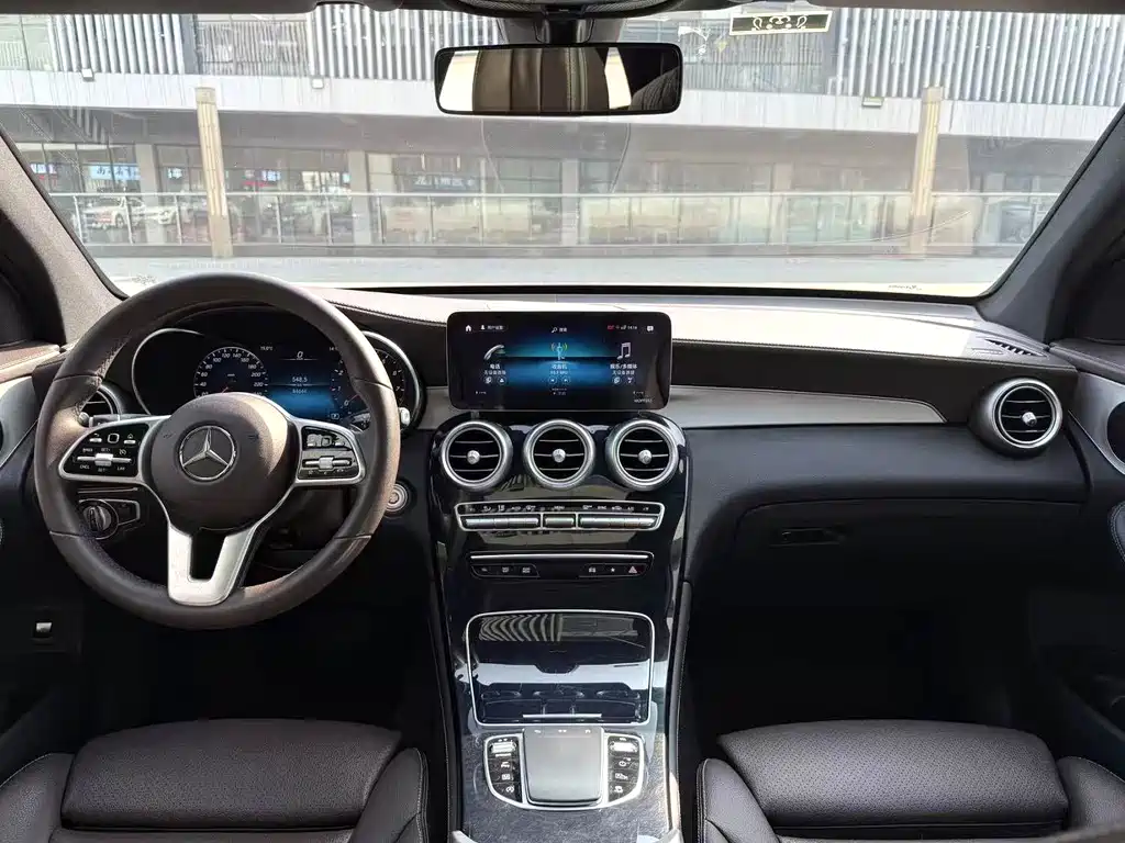 Mercedes-Benz GLC — миниатюра 6