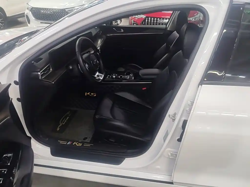 Kia K5 — миниатюра 15