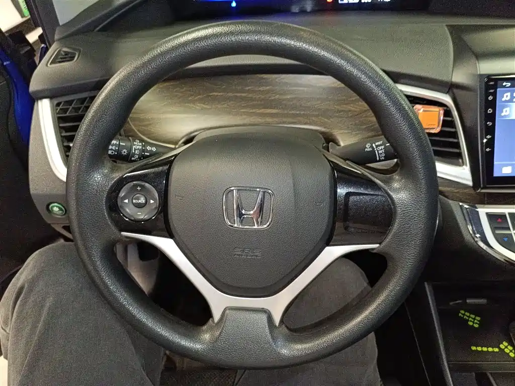 Honda Jade 2017 1.8L AT Comfort 5 мест