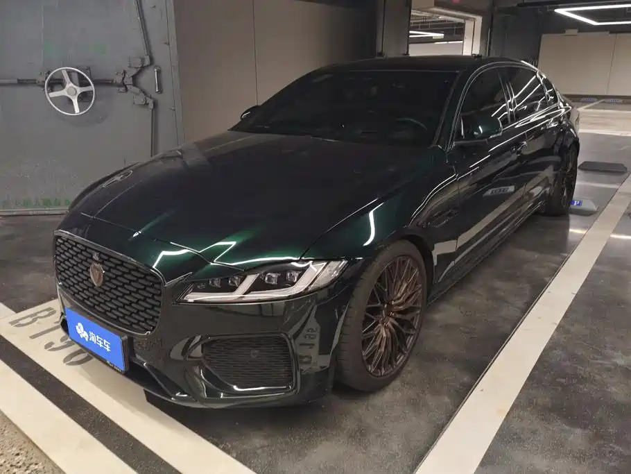 Jaguar XFL