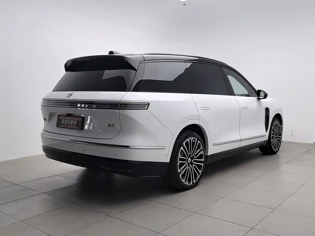 NIO ES8 — миниатюра 2