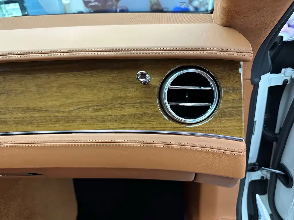 Bentley Continental — миниатюра 20
