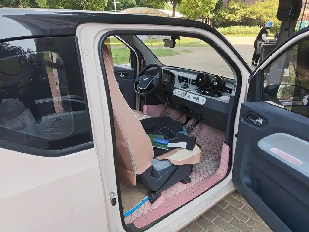 Wuling MINIEV — миниатюра 17