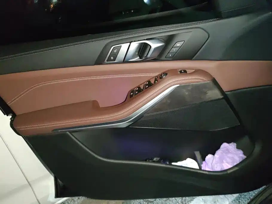 BMW X5 (Import) — миниатюра 7