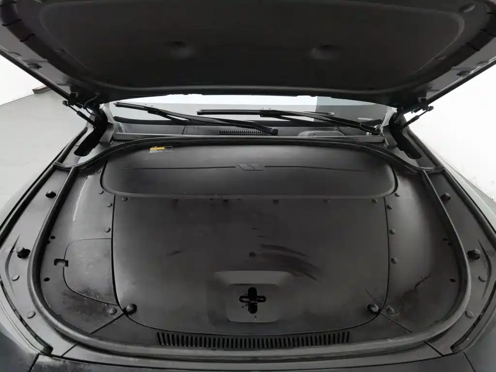 Li Auto Li ONE — миниатюра 6