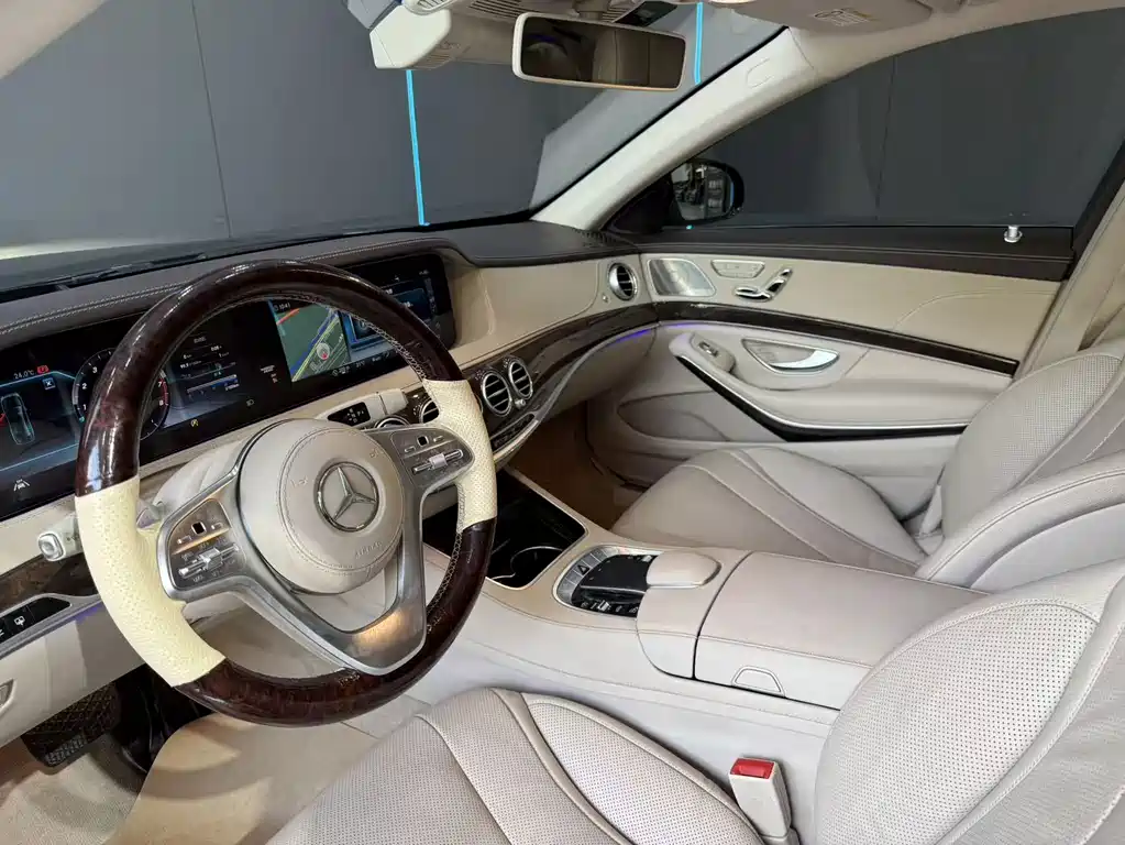 Mercedes-Benz S-Class — миниатюра 11