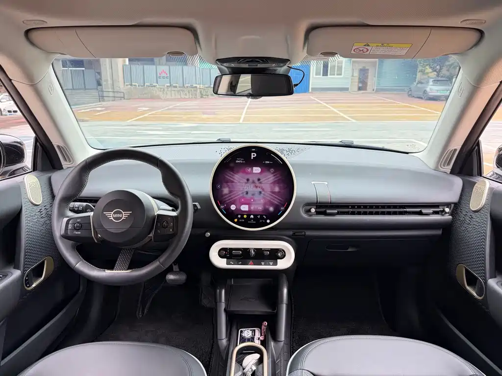 MINI MINI COOPER EV — миниатюра 6