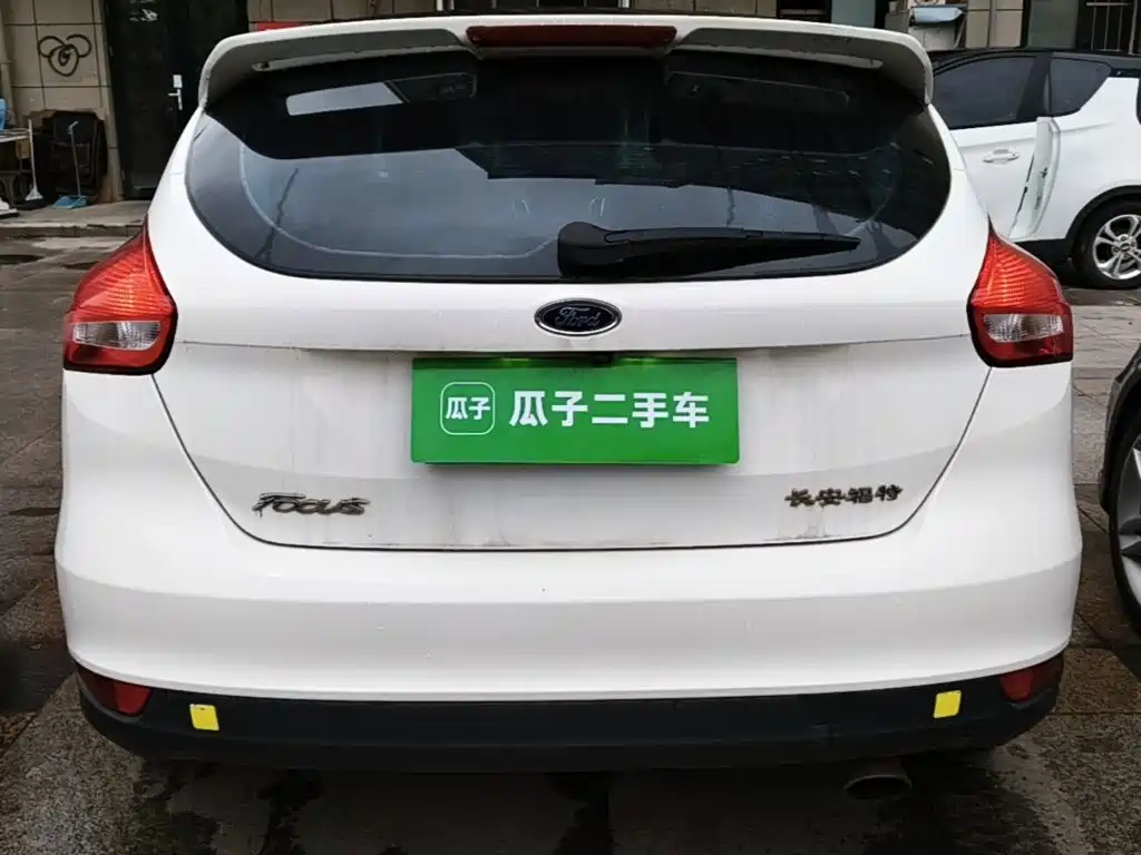 Ford Focus — миниатюра 6