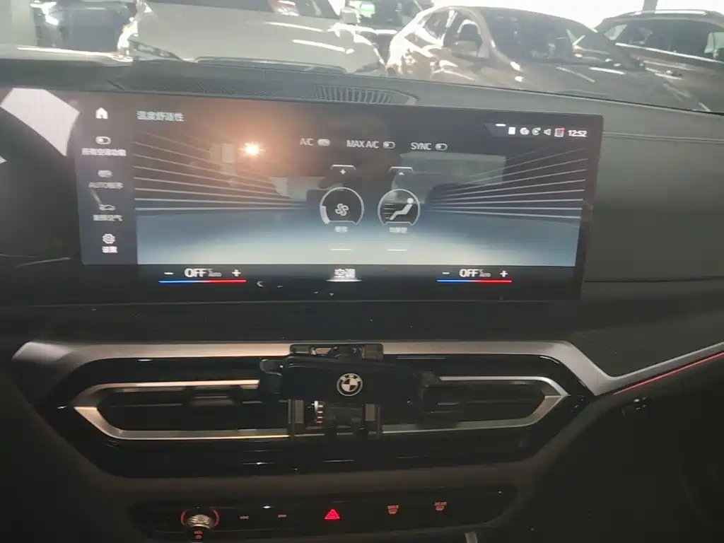 BMW i3 — миниатюра 13