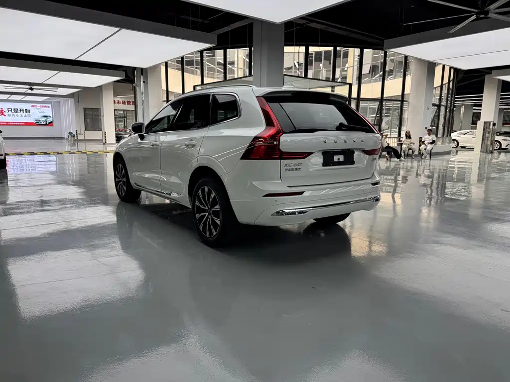 Volvo XC60 — миниатюра 16