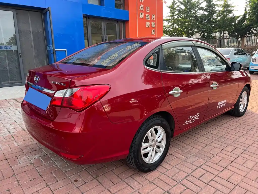 Hyundai Elantra 2011 1.6L AT Luxury