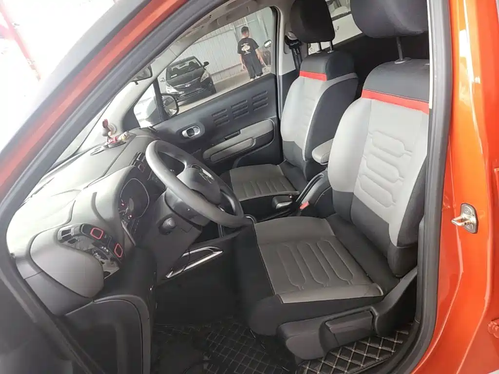 Citroen C4 Aircross — миниатюра 15