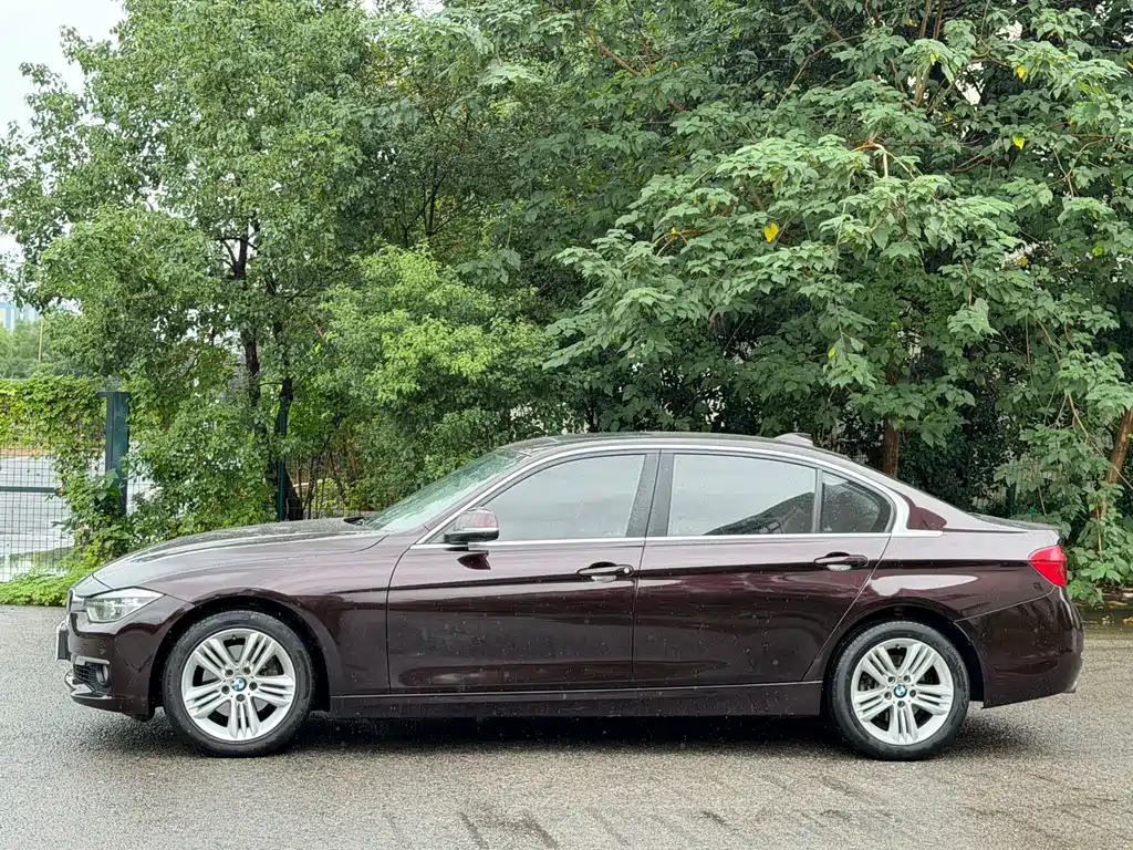 BMW 3 Series — миниатюра 7