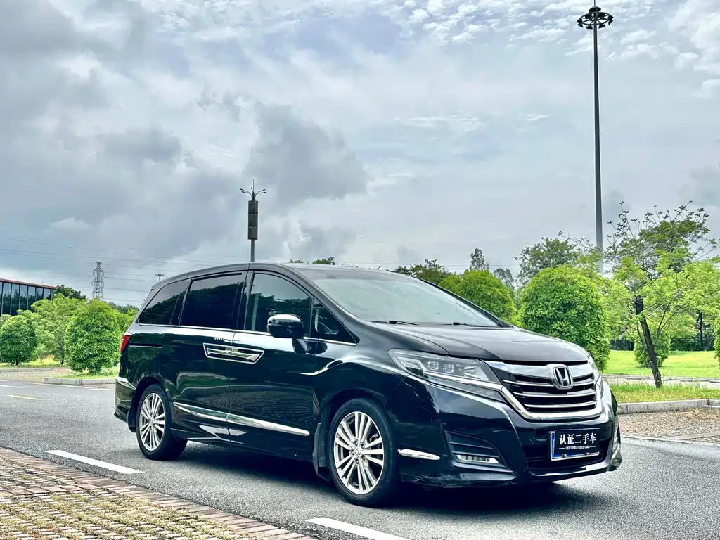 Honda Elysion — миниатюра 3