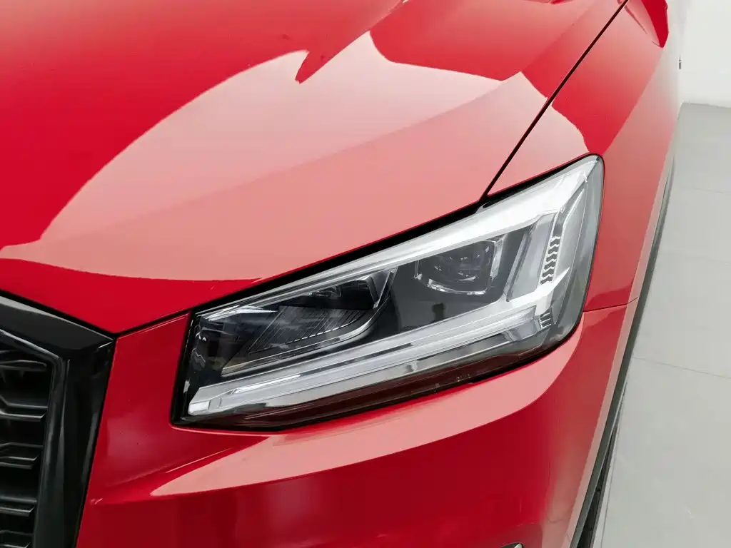 Audi Q2L — миниатюра 7