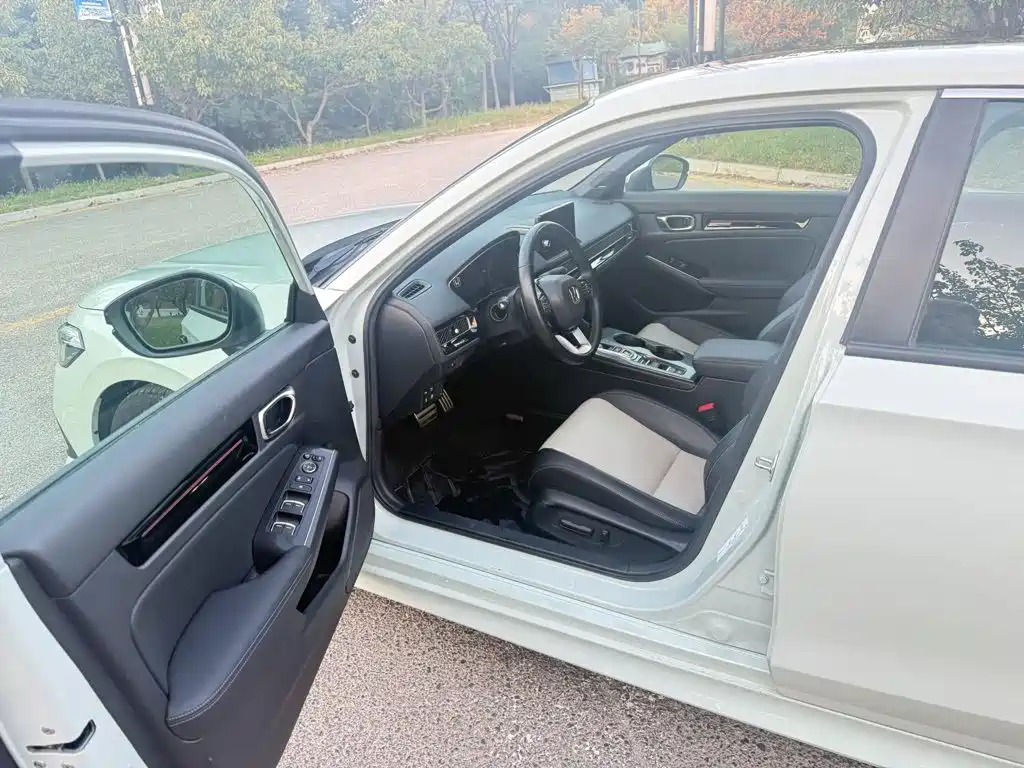 Honda Civic — миниатюра 3