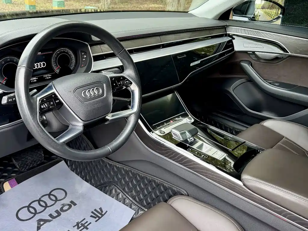 Audi A8 — миниатюра 11