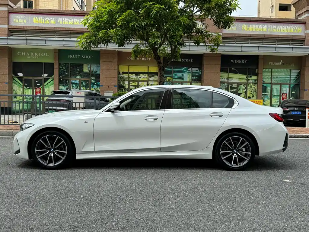 BMW 3 Series — миниатюра 9