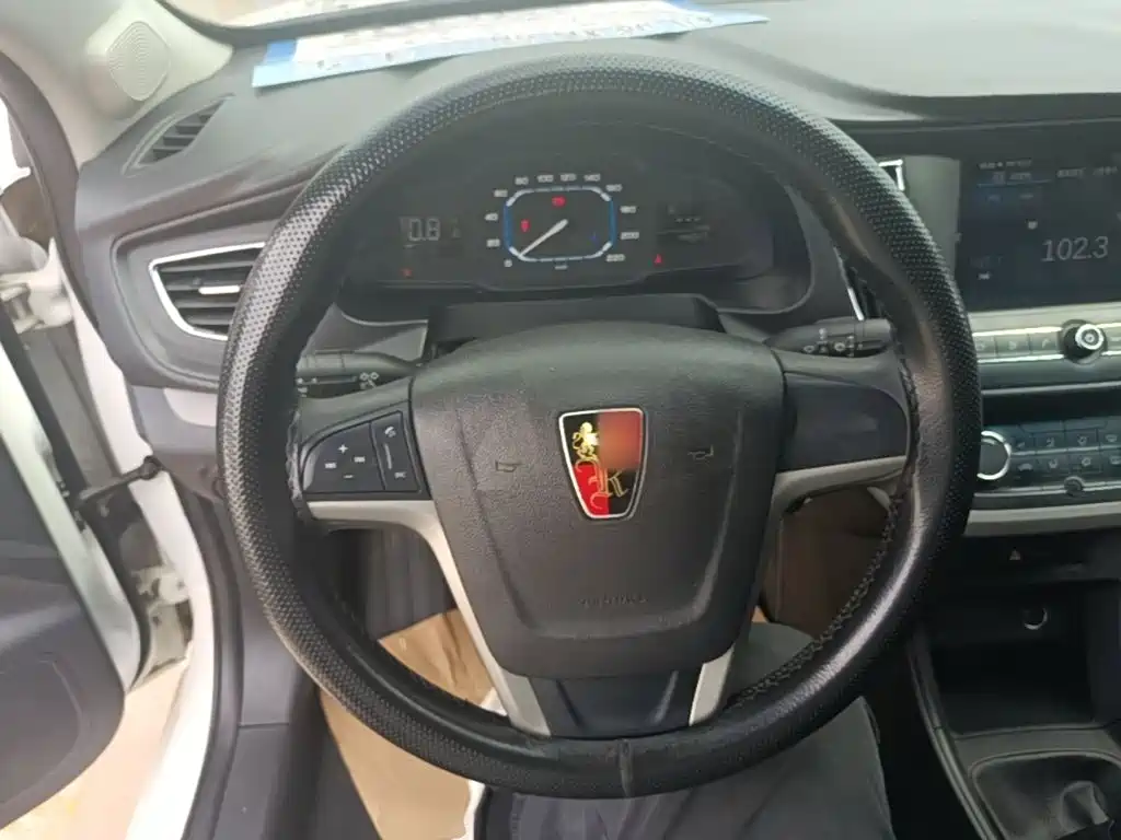 Roewe 360 — миниатюра 7
