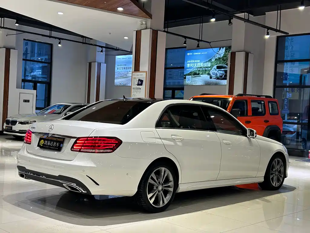 Mercedes-Benz E-Class — миниатюра 25