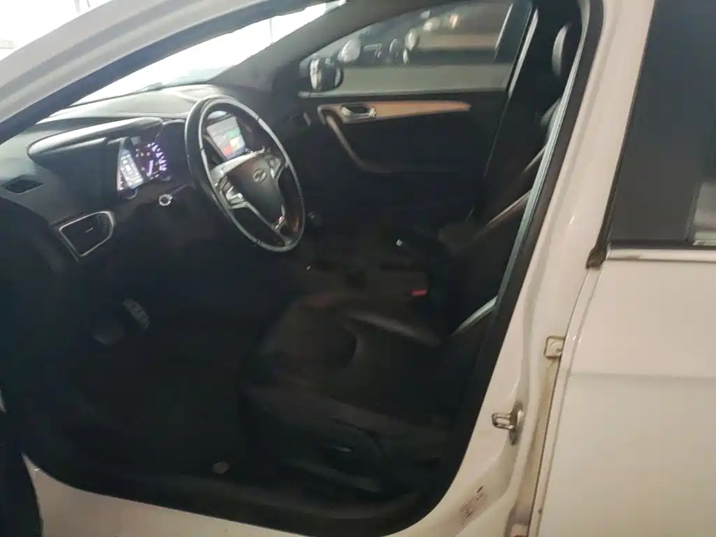 Chery Arrizo 5 — миниатюра 15