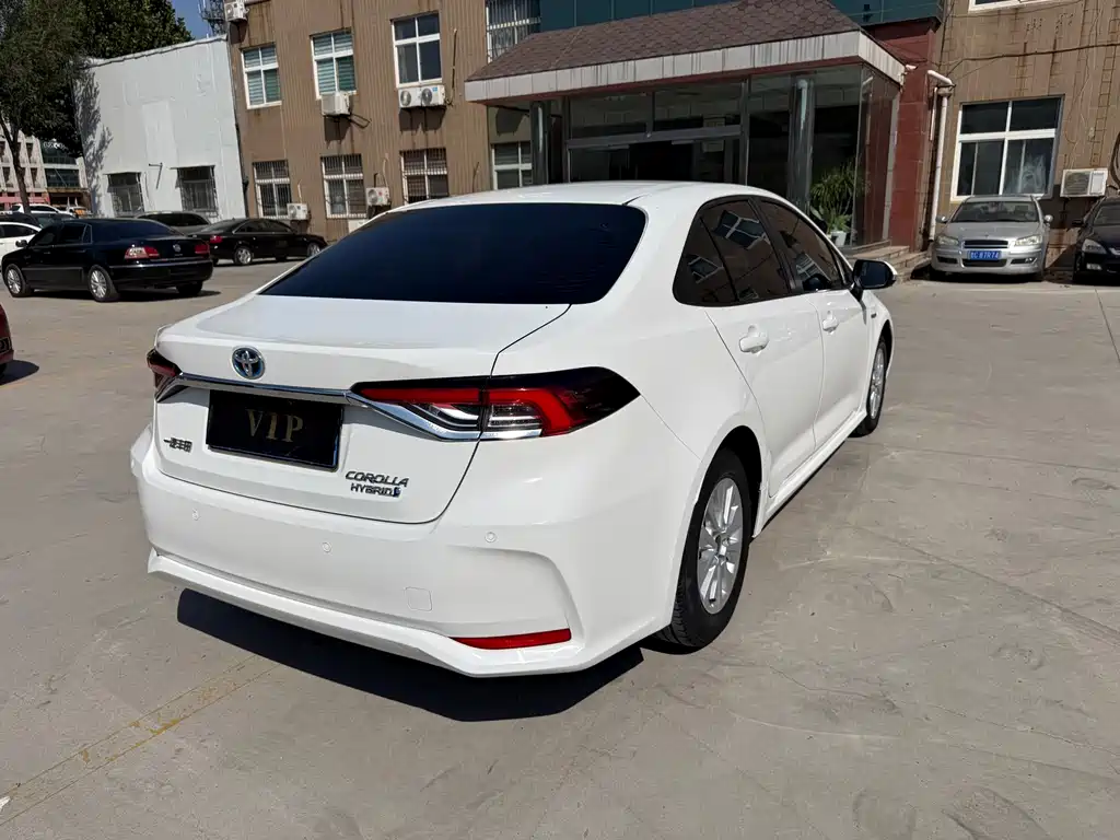 Toyota Corolla — миниатюра 11