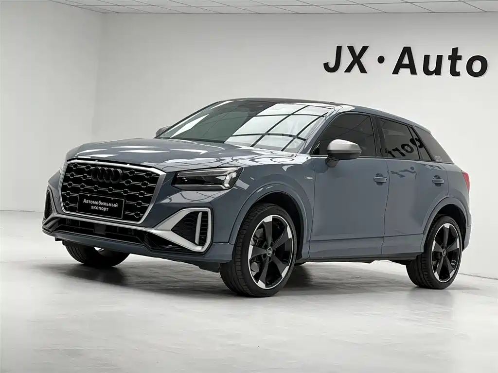 Audi Q2L 2022